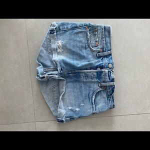 Levi’s high waisted shorts